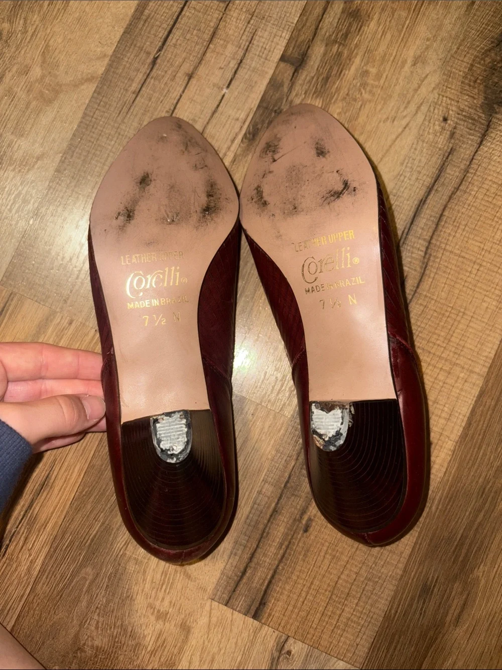 Vintage Corelli Women's Leather Burgundy Pointed-Toe Pumps